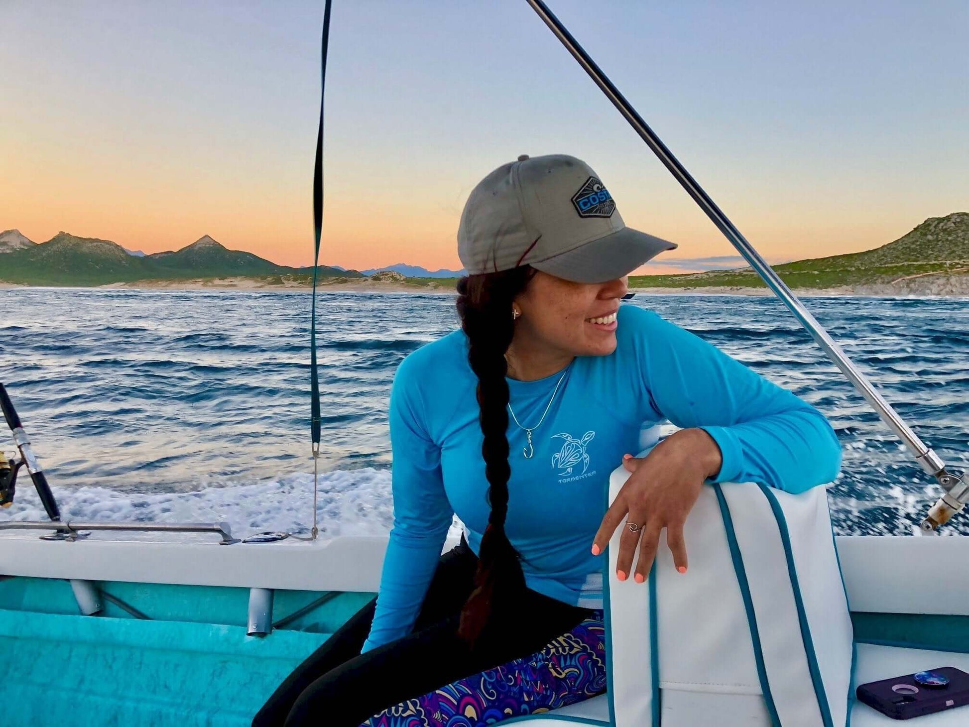 Ladies SPF-50 Perfomance Shirt - Aqua Turtle - Tormenter Ocean Fishing Gear Apparel Boating SPF Surfing Watersports